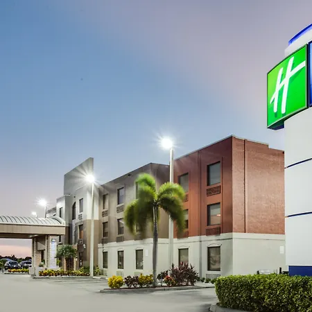 Holiday Inn Express Hotel & Suites Clewiston By Ihg
